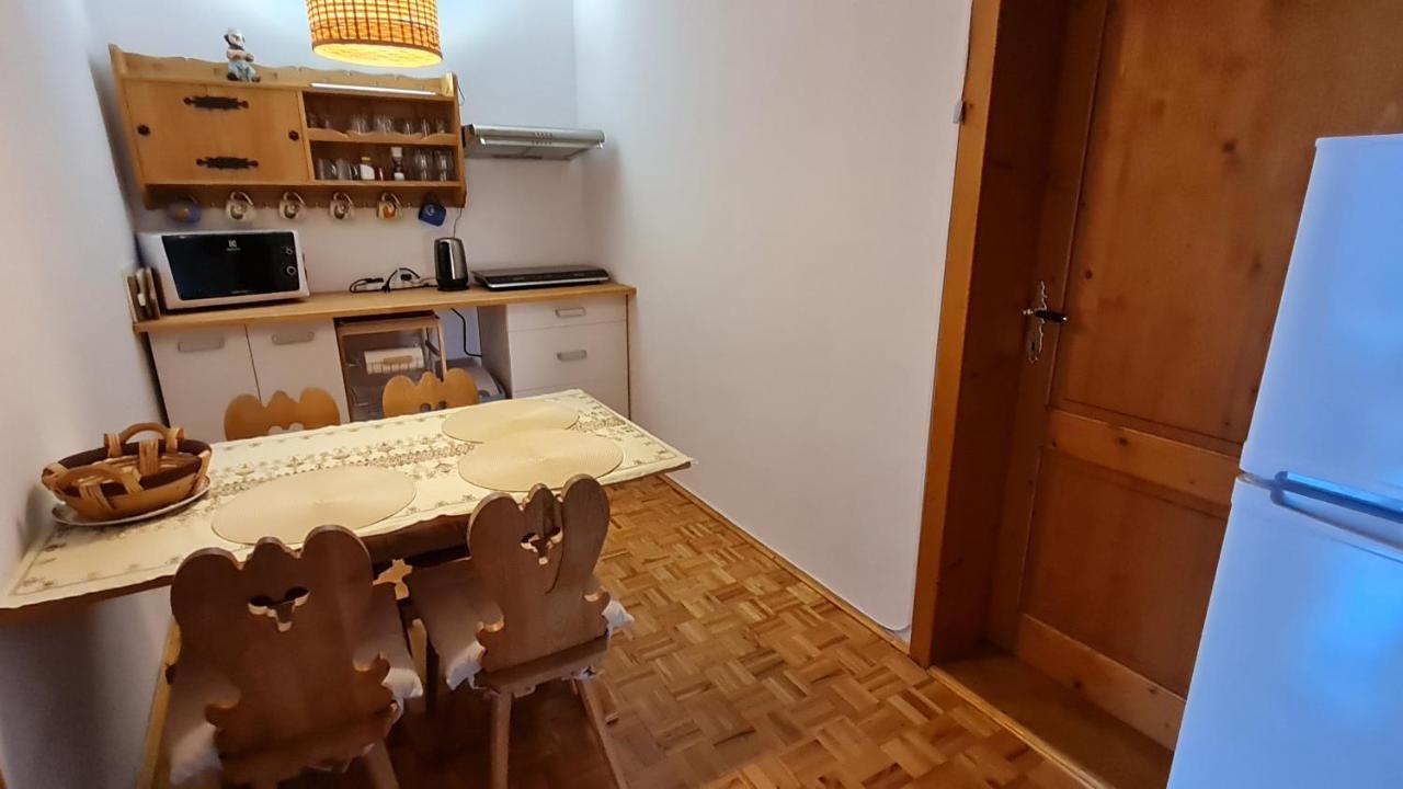 Penzion Piano Daire Liptovský Mikuláš Dış mekan fotoğraf